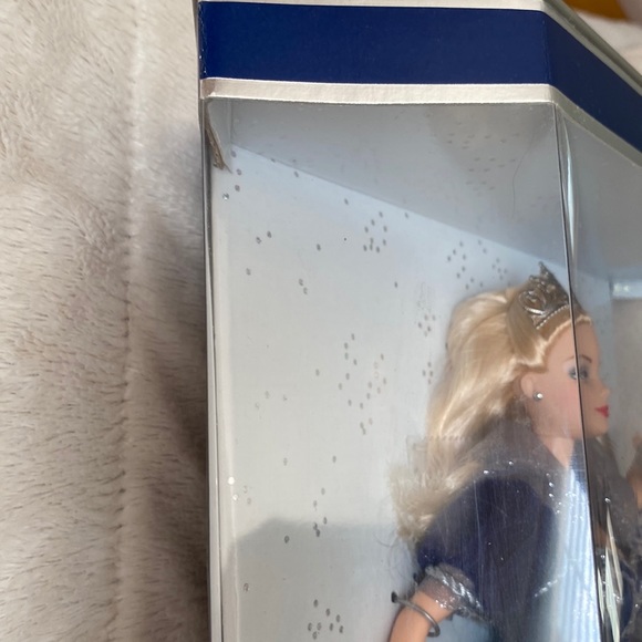 NRFB Millennium Princess Barbie Doll ✨ - Picture 4 of 15